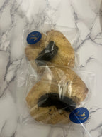 boite de cookies speculoos et Oréo